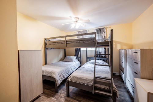 Chambre à coucher - 1979 Rue Mcgill, Longueuil (Le Vieux-Longueuil), QC - Indoor Photo Showing Bedroom