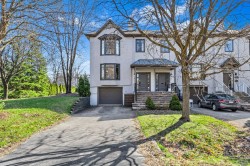 113 Rue Churchill  Baie-D'Urfé, QC H9X 2Y7