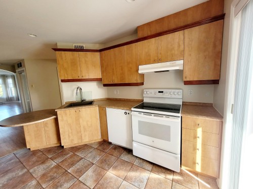 Cuisine - 5-695 Boul. De Palerme, La Prairie, QC - Indoor Photo Showing Kitchen