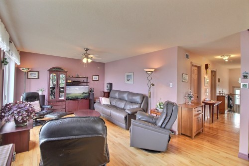 Salon - 265 Ch. De Val-Du-Repos, Val-D'Or, QC - Indoor Photo Showing Living Room