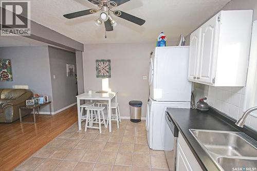 646 Albert Street, Estevan, SK - Indoor Photo Showing Kitchen With Double Sink