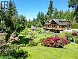 5621 ALLEN AVE Powell River, BC V8A 4H9
