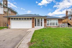 34 MARILAKE DRIVE Toronto, ON M1S 1V7