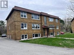 1 - 1170 DOVER CRESCENT Ottawa, ON K1Z 7X3