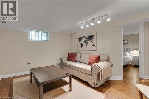 710 Hager Avenue, Burlington, ON - Indoor