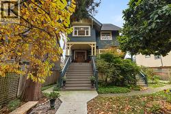 1820 W 11TH AVENUE  Vancouver, BC V6J 2C5