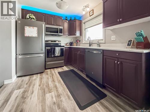 507 Dennis Street, Esterhazy, SK - Indoor Photo Showing Kitchen