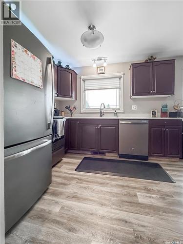 507 Dennis Street, Esterhazy, SK - Indoor Photo Showing Kitchen