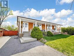 33 DANESBURY CRESCENT Brampton, ON L6T 1T2