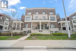 4 - 130 LONG BRANCH AVENUE Toronto, ON M8W 0B1