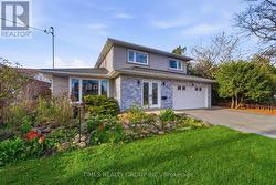 651 BURNHAMTHORPE ROAD Toronto, ON M9C 2Z1