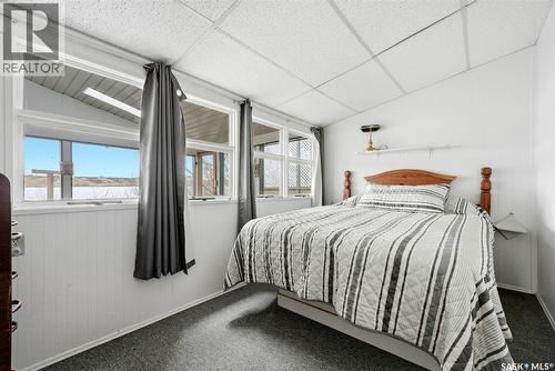 57 Sebolt Bay, Lumsden Beach, SK - Indoor Photo Showing Bedroom