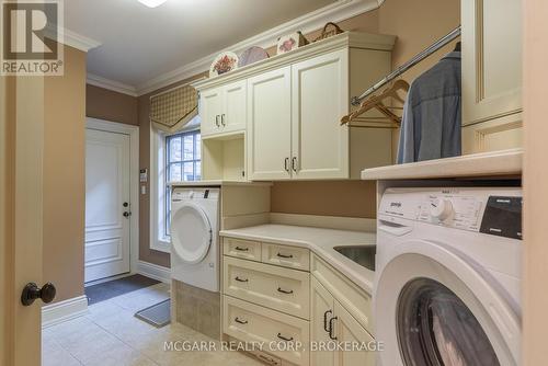 Main floor laundry - 89 October Drive, St. Catharines (Lakeshore), ON - Indoor Photo Showing Laundry Room