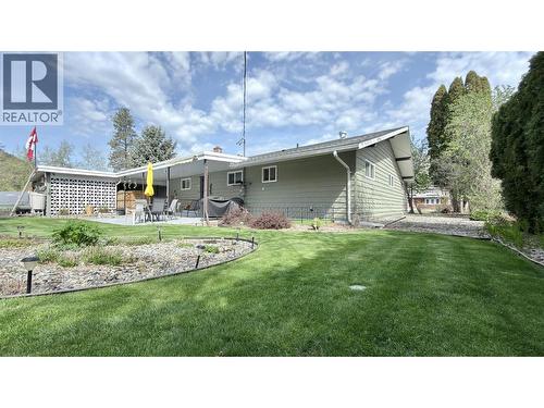 492 Fourth Avenue, Midway, BC - Outdoor