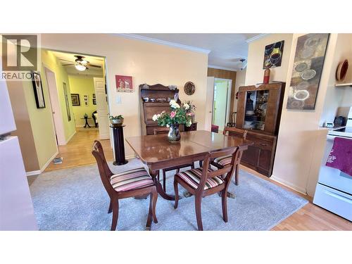 492 Fourth Avenue, Midway, BC - Indoor Photo Showing Dining Room