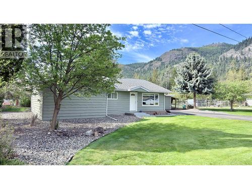 492 Fourth Avenue, Midway, BC - Outdoor