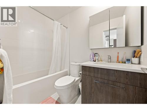 2108 691 North Road, Coquitlam, BC - Indoor Photo Showing Bathroom