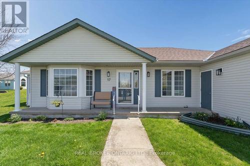 17 GREENFIELD PLACE  Wilmot, ON N3A 2G6