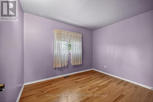 6 Robert Road, Augusta, ON - Indoor Photo Showing Other Room