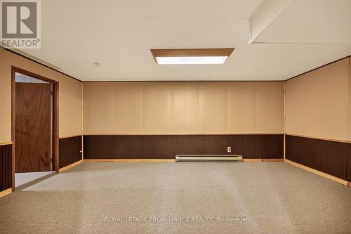 6 Robert Road, Augusta, ON - Indoor Photo Showing Other Room