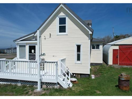 81 Queen Street, Springhill, NS 