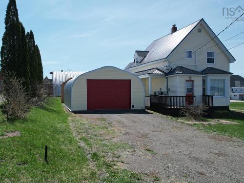 81 Queen Street, Springhill, NS 