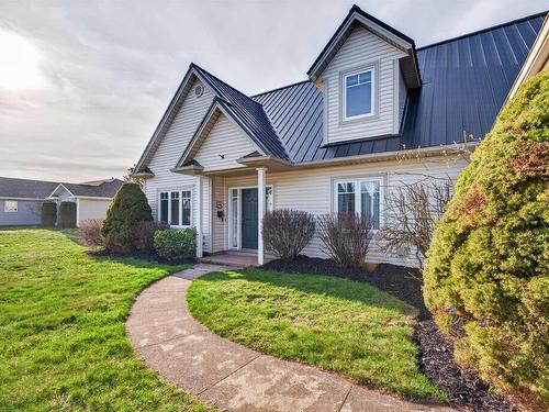 4 Linwood Drive  Kensington, PE C0B 1M0