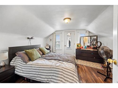 1130 Langlois, Windsor, ON 