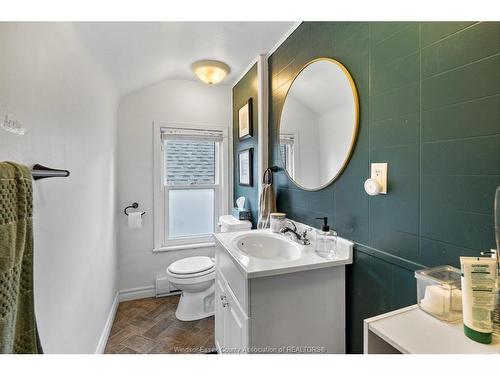 1130 Langlois, Windsor, ON 