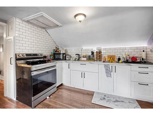 1130 Langlois, Windsor, ON 