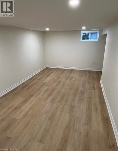 13 Stanley Street, Cambridge, ON - Indoor