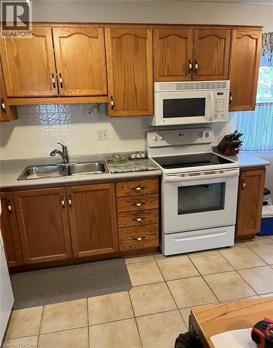 13 Stanley Street, Cambridge, ON - Indoor Photo Showing Kitchen With Double Sink