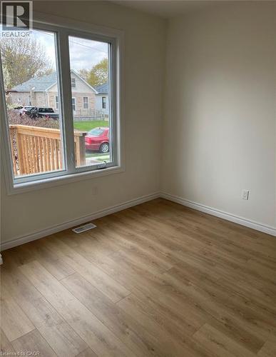 13 Stanley Street, Cambridge, ON - Indoor Photo Showing Other Room