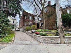 92 INDIAN ROAD Toronto, ON M6R 2V4