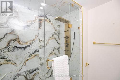 52 Foxacre Row, Brampton, ON - Indoor Photo Showing Bathroom