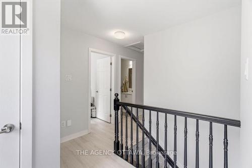 920 Nova Private, Ottawa, ON - Indoor Photo Showing Other Room