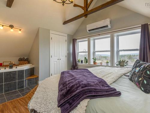 683 Messenger Road, Tremont, NS 