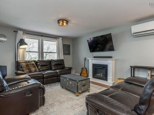 683 Messenger Road, Tremont, NS 