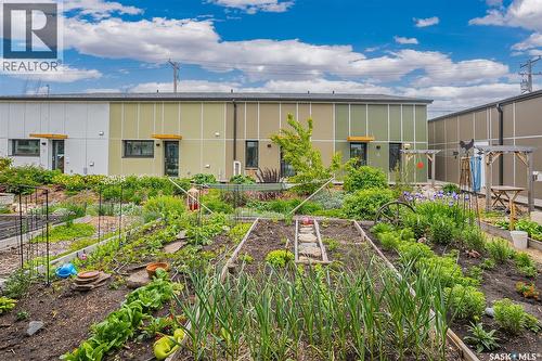 4 475 L Avenue S, Saskatoon, SK - Outdoor