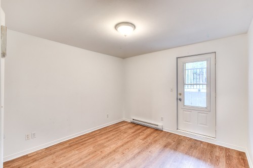 Chambre à coucher - 2-75 Ch. De La Grande-Côte, Boisbriand, QC - Indoor Photo Showing Other Room