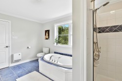 Master Bathroom - 