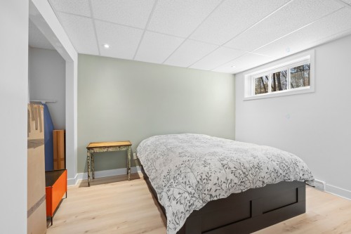 Bedroom - 18 Rue Ogilvy E., Saint-Hippolyte, QC - Indoor Photo Showing Bedroom