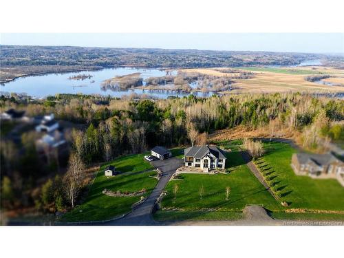 207 Carlisle Rd, Douglas, NB 