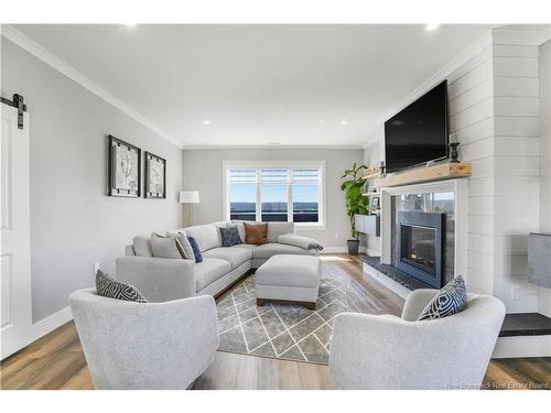 207 Carlisle Rd, Douglas, NB 