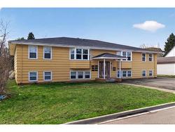 45 Edmond ST  Moncton, NB E1A 3K5