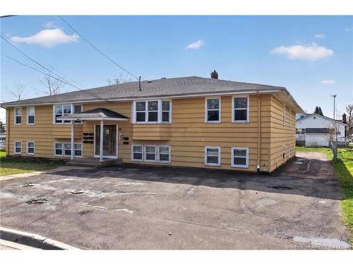 45 Edmond St, Moncton, NB 
