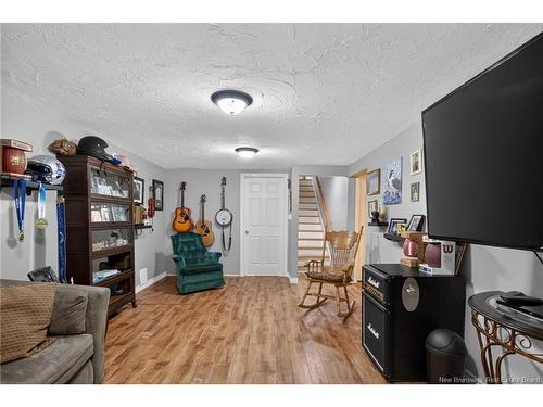111 Thomas St, Dieppe, NB 