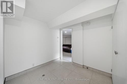 69 Burland Street, Ottawa, ON - Indoor Photo Showing Other Room