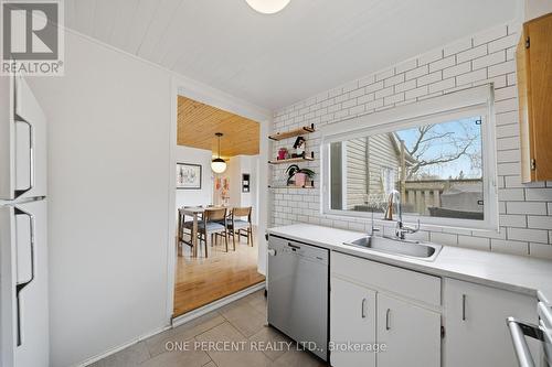 69 Burland Street, Ottawa, ON - Indoor Photo Showing Kitchen