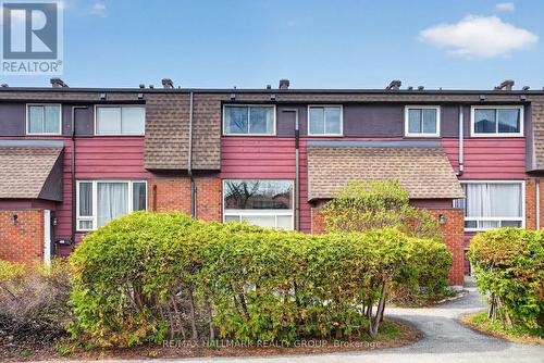 7C BANNER ROAD  Ottawa, ON K2H 8T3